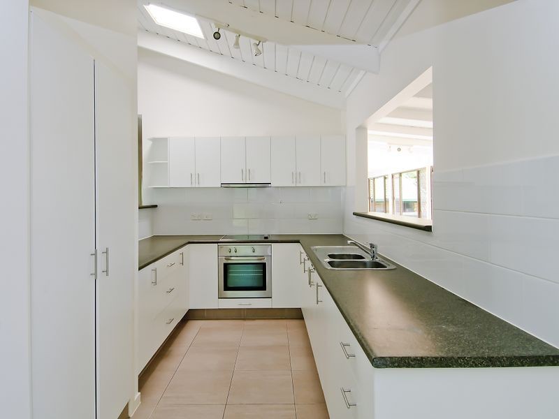 3 Hansford Road, Coombabah QLD 4216