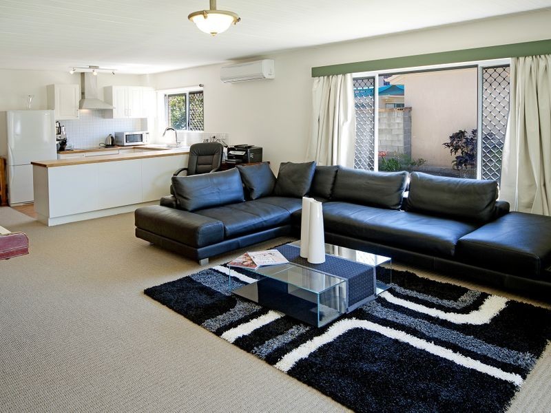 1/17 Madang Street, Runaway Bay QLD 4216