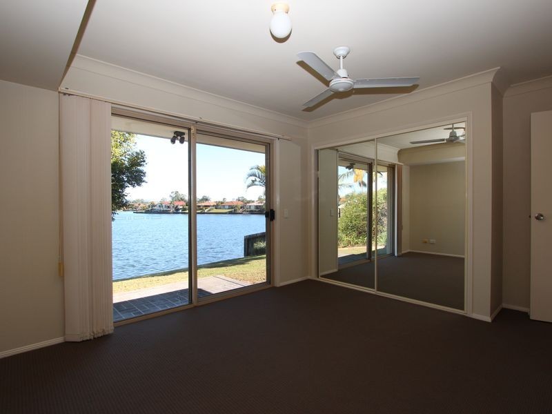 44 Burrendong Road, Coombabah QLD 4216