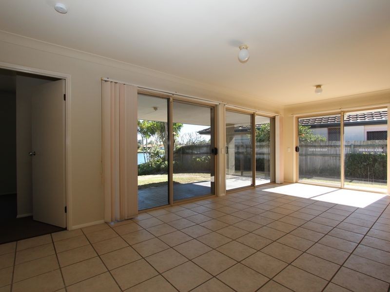 44 Burrendong Road, Coombabah QLD 4216