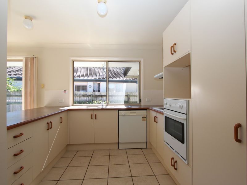 44 Burrendong Road, Coombabah QLD 4216