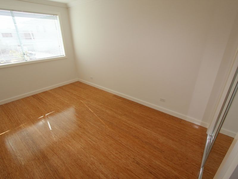 10 Quayside Drive, Helensvale QLD 4212