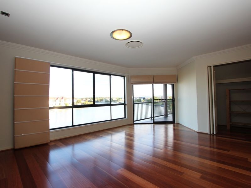 10 Pipers Point, Helensvale QLD 4212