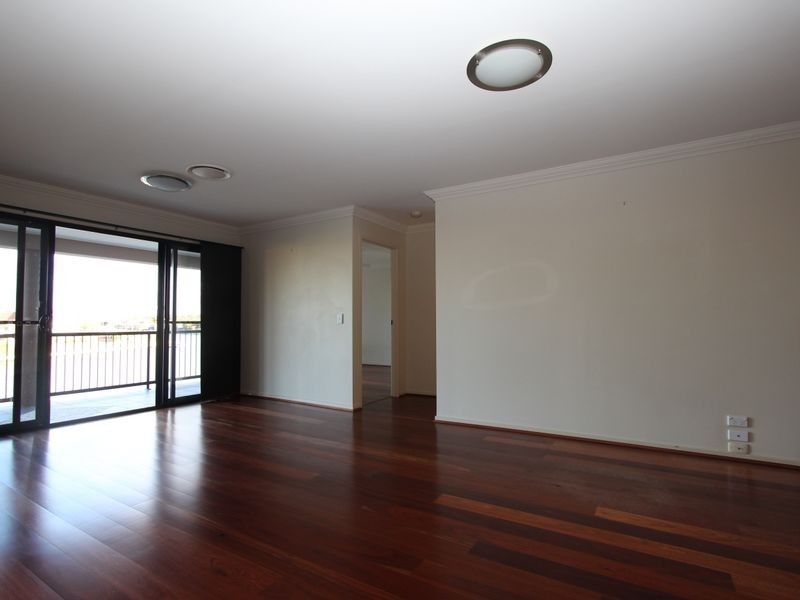 10 Pipers Point, Helensvale QLD 4212