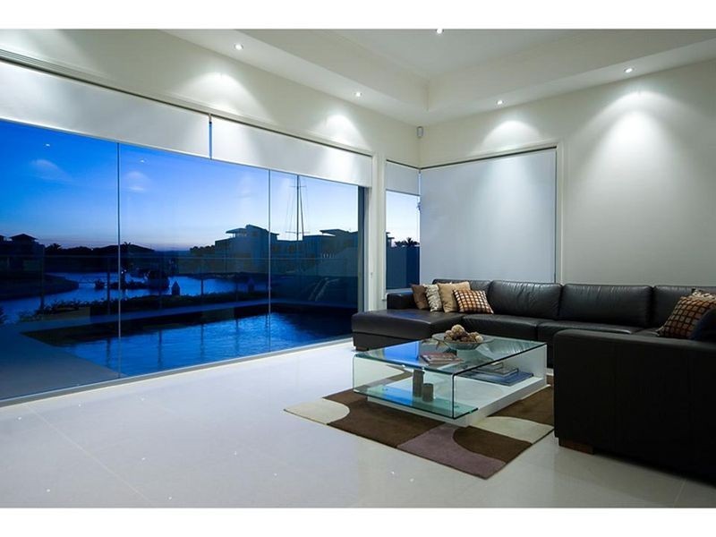 Sovereign Islands QLD 4216