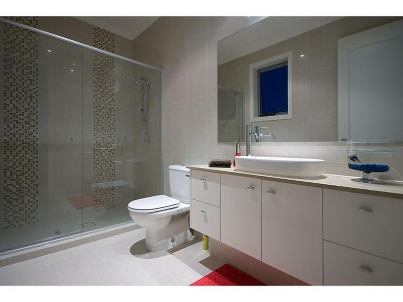 Sovereign Islands QLD 4216