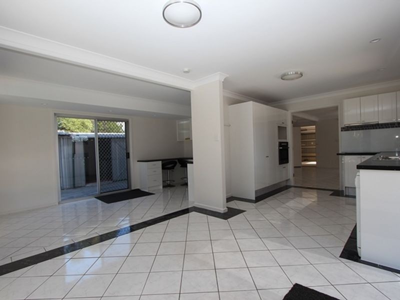 161 Bayview Street, Runaway Bay QLD 4216