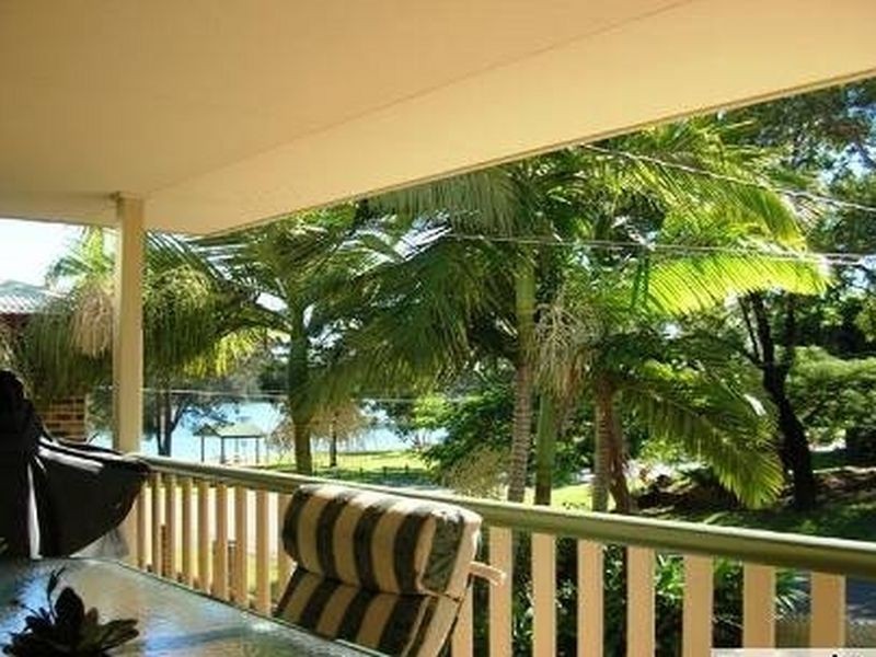 52 Babirra Street, Hope Island QLD 4212