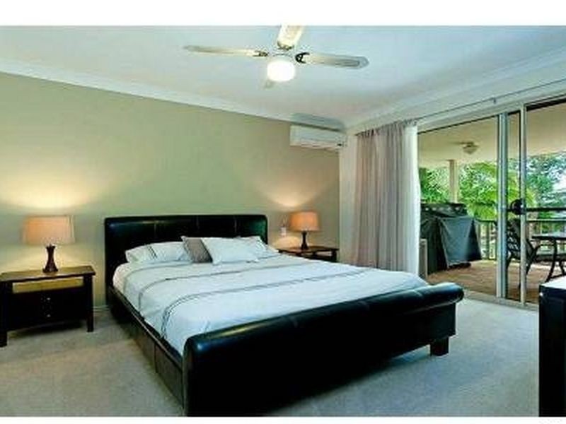 52 Babirra Street, Hope Island QLD 4212