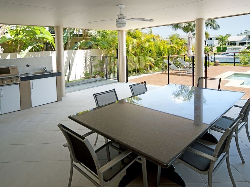 30 Ferrymans Court – Riverlinks, Helensvale QLD 4212