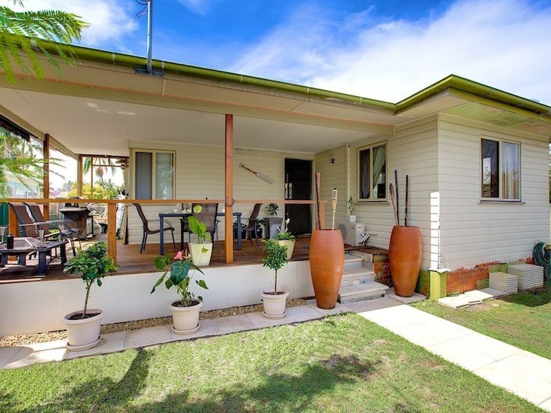 31 Ocean Street, Runaway Bay QLD 4216