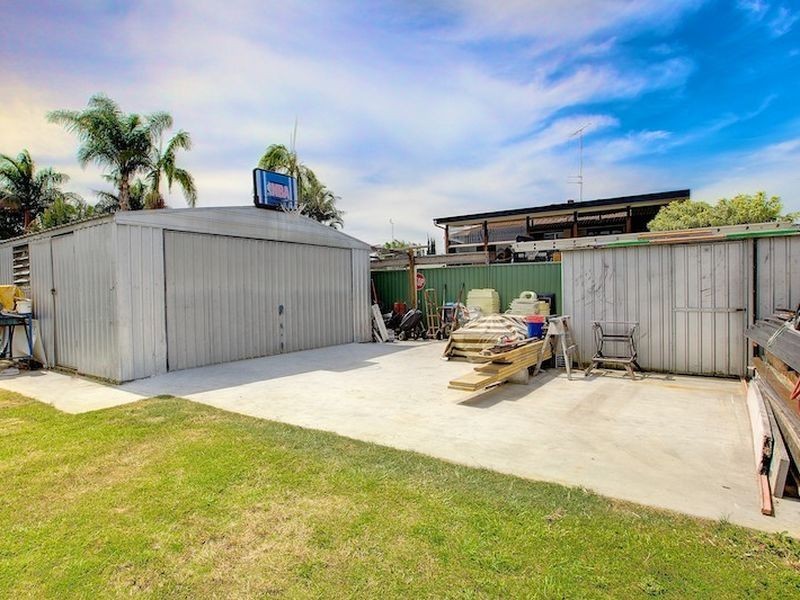 31 Ocean Street, Runaway Bay QLD 4216