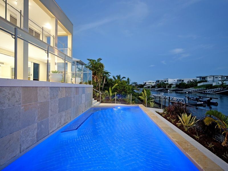 7 Ferrymans Court – Riverlinks, Helensvale QLD 4212