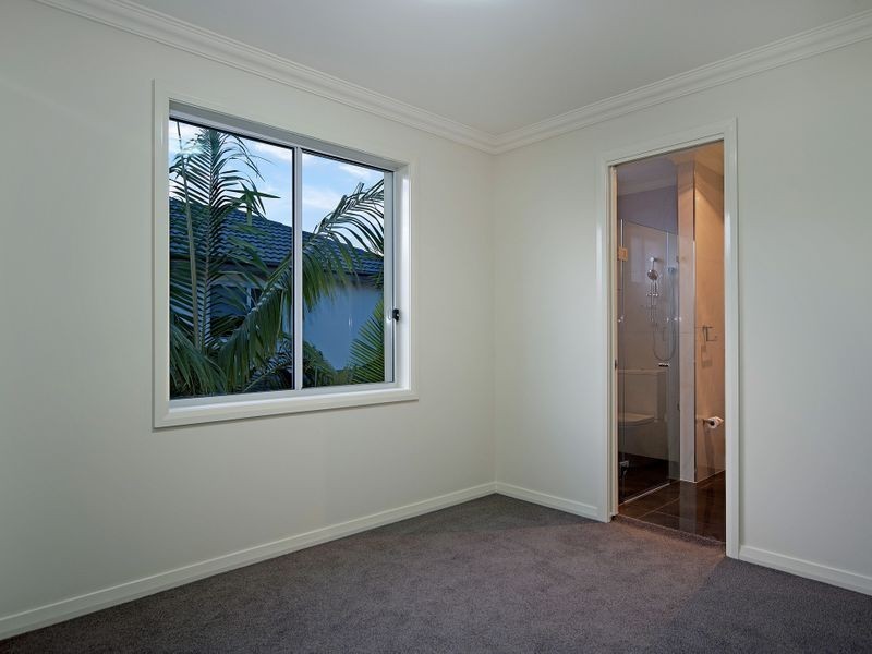 7 Ferrymans Court – Riverlinks, Helensvale QLD 4212