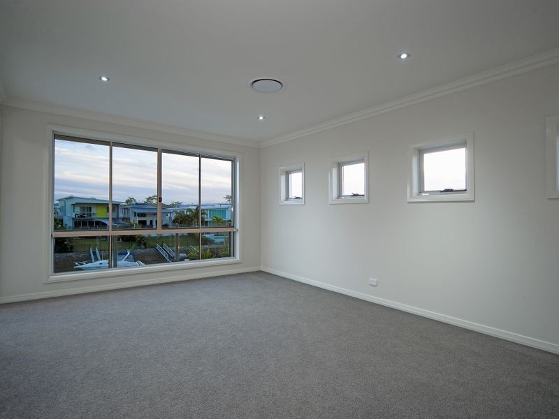 7 Ferrymans Court – Riverlinks, Helensvale QLD 4212