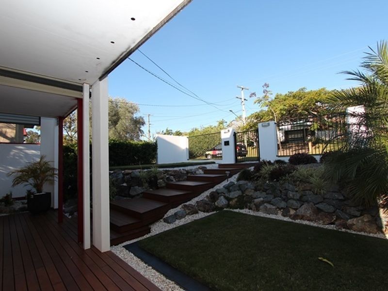 8 Buliti Street, Hope Island QLD 4212