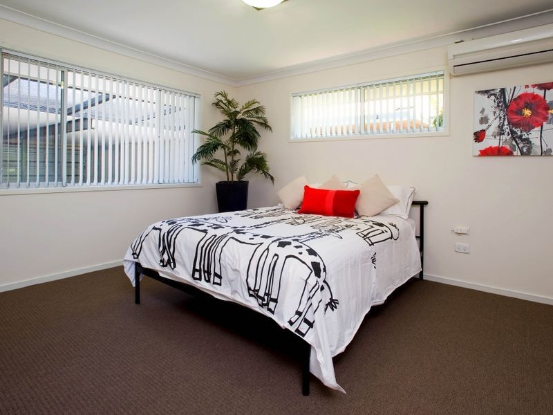 35 Clam Street, Runaway Bay QLD 4216