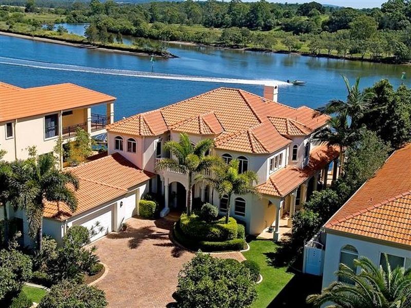 1009 Rosebank Way, Hope Island QLD 4212