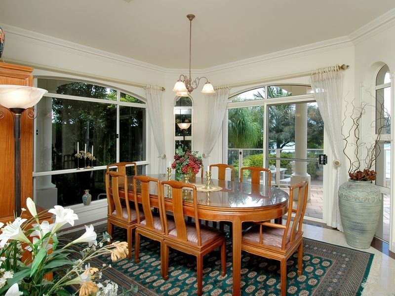 1009 Rosebank Way, Hope Island QLD 4212