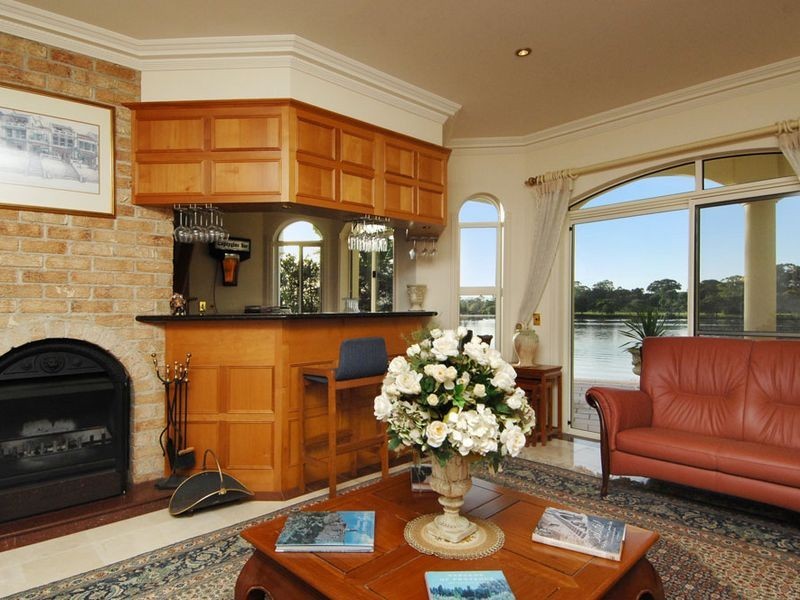 1009 Rosebank Way, Hope Island QLD 4212