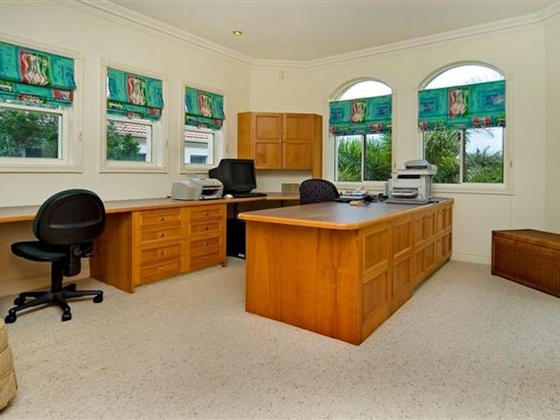 1009 Rosebank Way, Hope Island QLD 4212