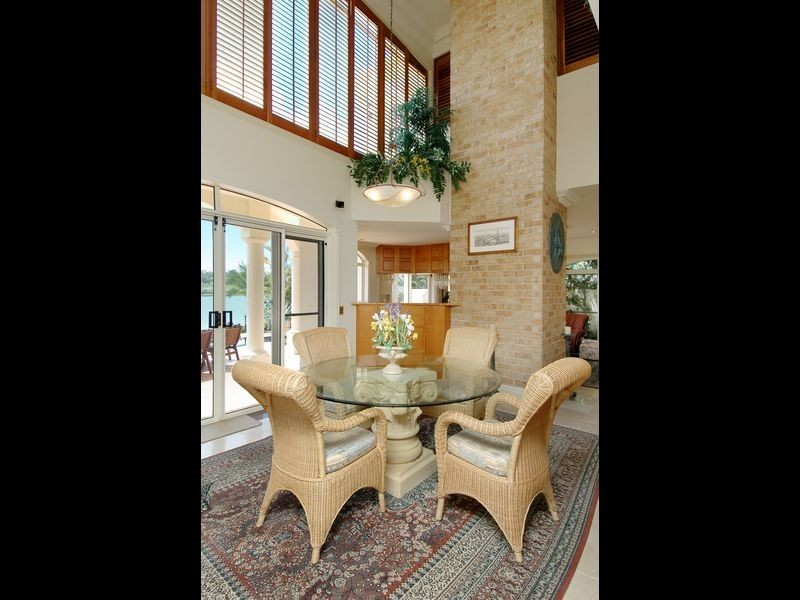 1009 Rosebank Way, Hope Island QLD 4212