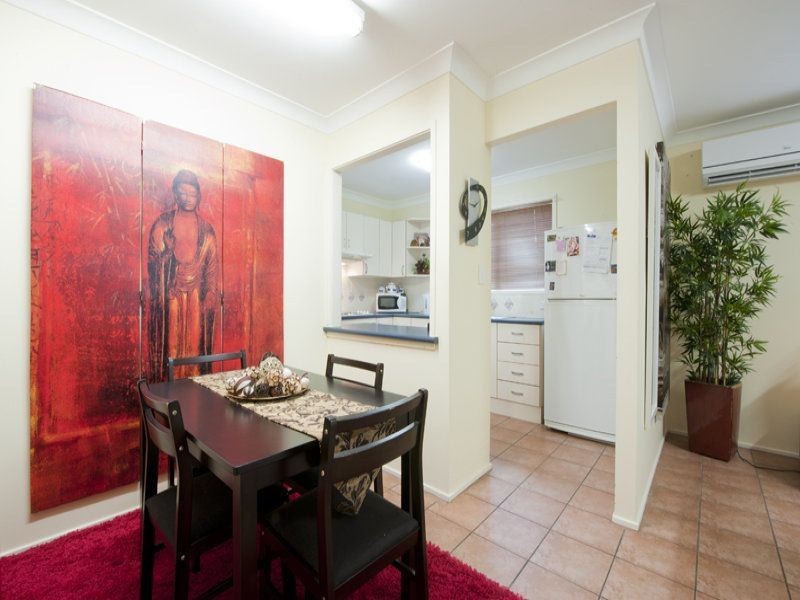 2/112 Oxley Drive, Paradise Point QLD 4216