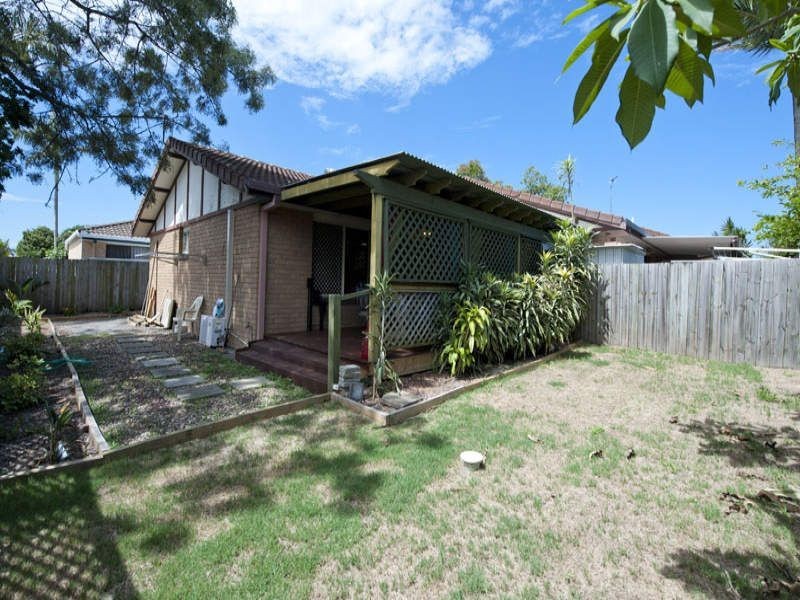 2/112 Oxley Drive, Paradise Point QLD 4216