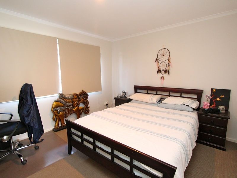 1/59 Errol Avenue, Paradise Point QLD 4216