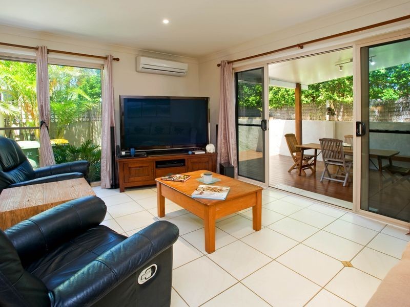 1/32 Ocean Street, Runaway Bay QLD 4216