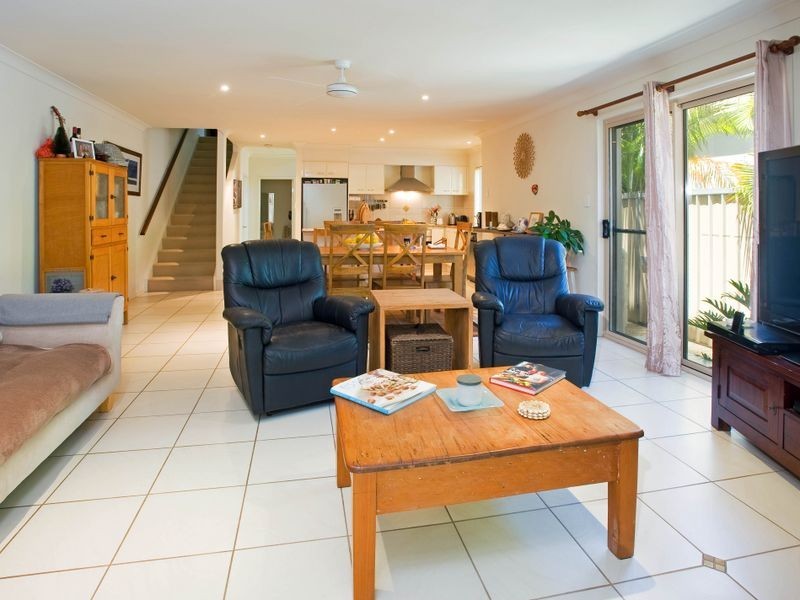 1/32 Ocean Street, Runaway Bay QLD 4216