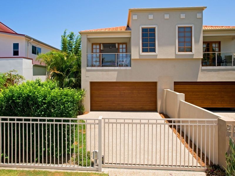 1/32 Ocean Street, Runaway Bay QLD 4216