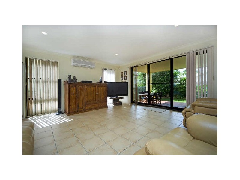 Paradise Point QLD 4216