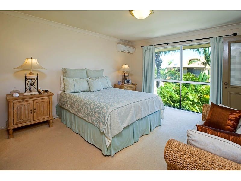 48/100 Morala Avenue, Runaway Bay QLD 4216