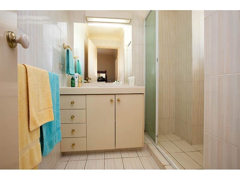 48/100 Morala Avenue, Runaway Bay QLD 4216