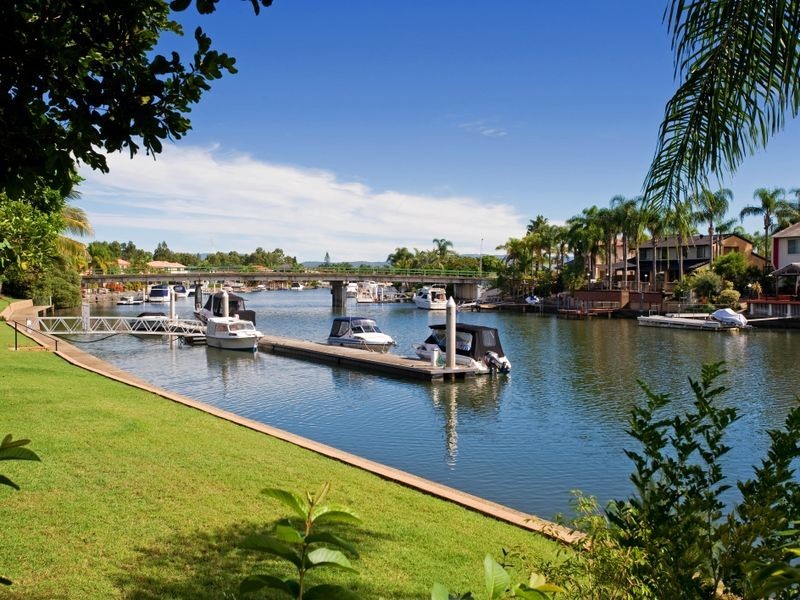 48/100 Morala Avenue, Runaway Bay QLD 4216