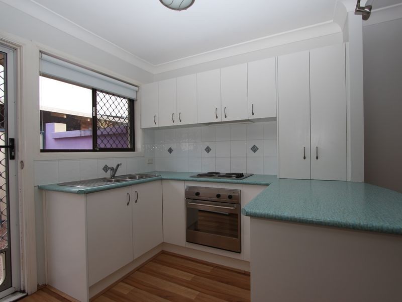 2/403 Bayview Street, Hollywell QLD 4216