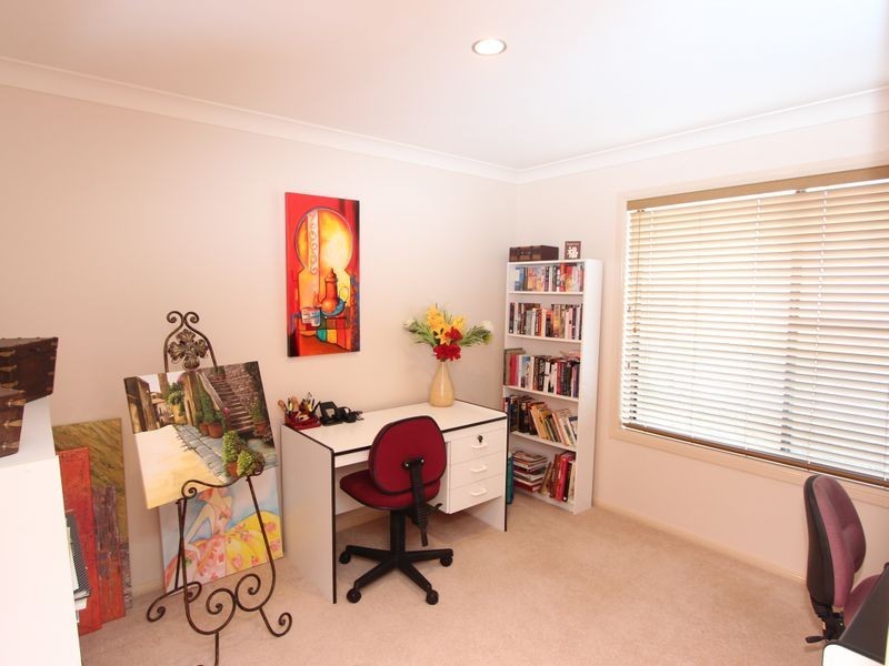 19 Dunnes Avenue, Hope Island QLD 4212