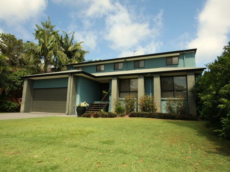 19 Dunnes Avenue, Hope Island QLD 4212