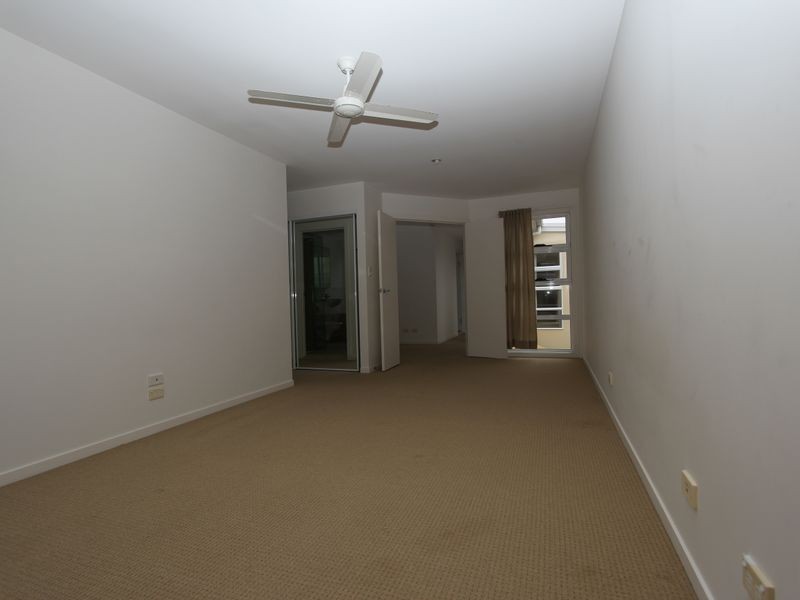 1/29 Nankeen Avenue, Paradise Point QLD 4216