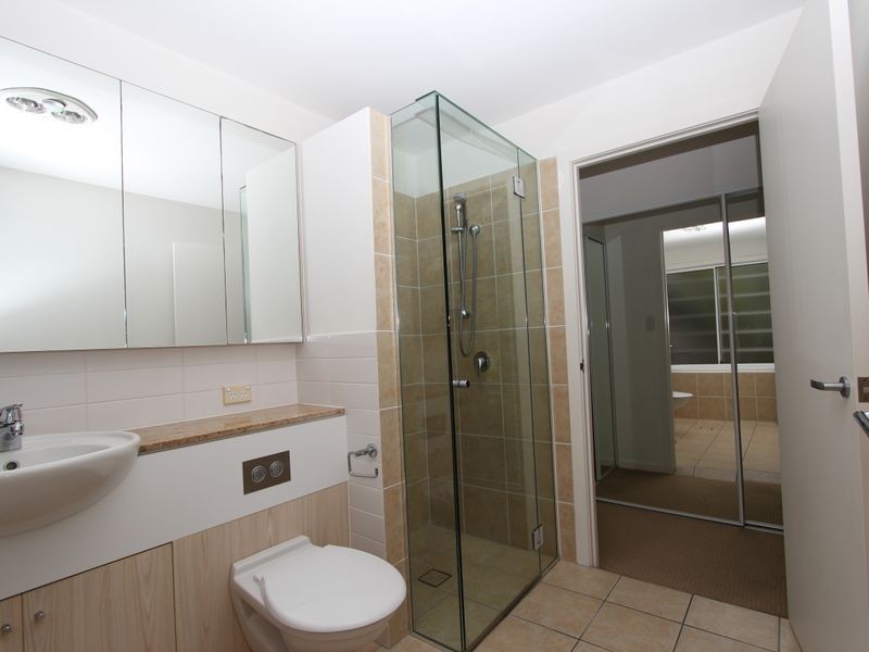 1/29 Nankeen Avenue, Paradise Point QLD 4216