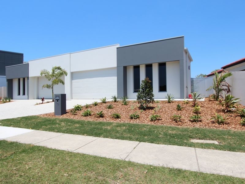 2/20 Compass Drive, Biggera Waters QLD 4216