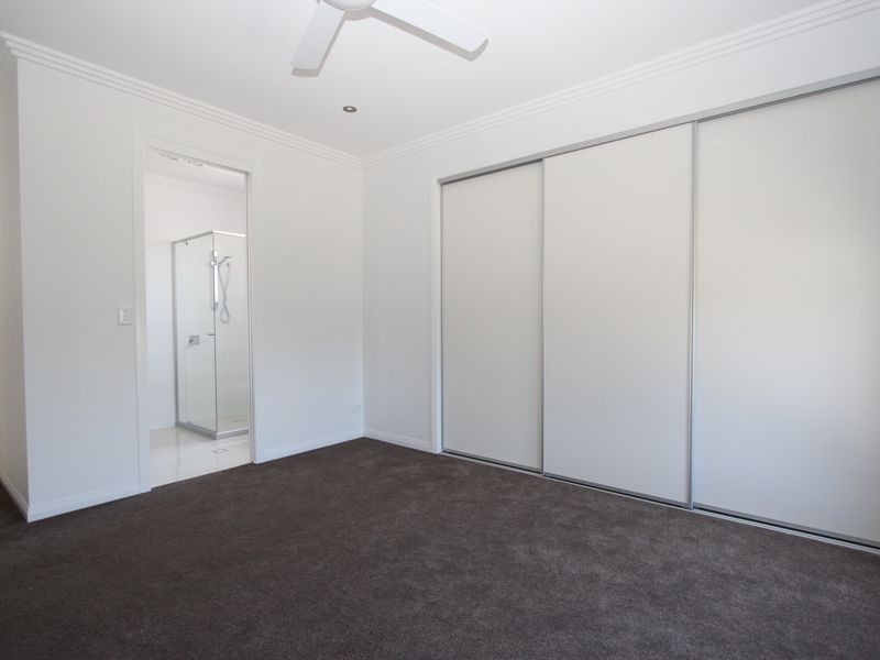 2/20 Compass Drive, Biggera Waters QLD 4216