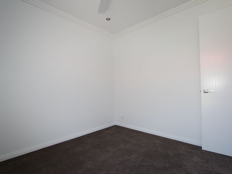 2/20 Compass Drive, Biggera Waters QLD 4216