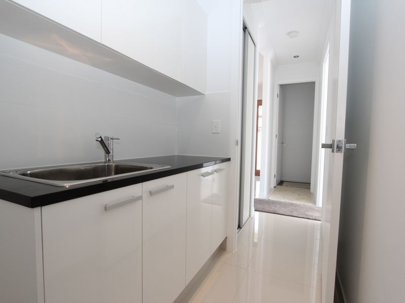 2/20 Compass Drive, Biggera Waters QLD 4216