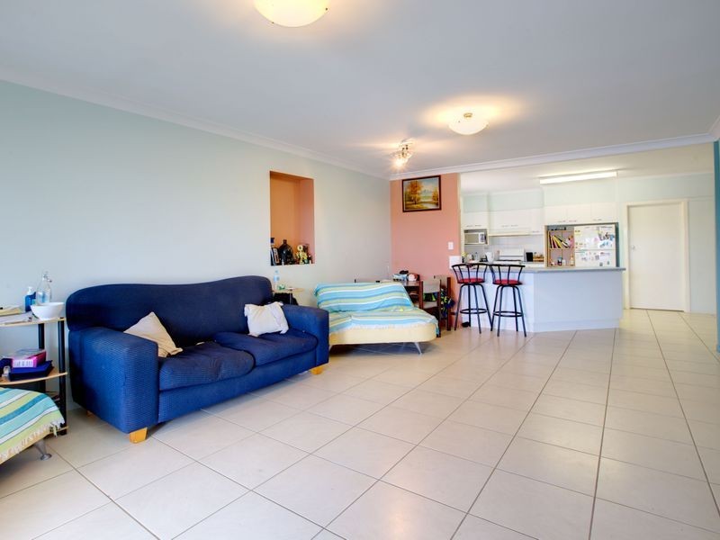 5 Beeka Street, Labrador QLD 4215