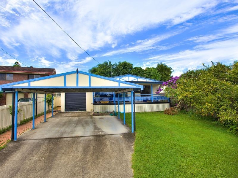 5 Beeka Street, Labrador QLD 4215