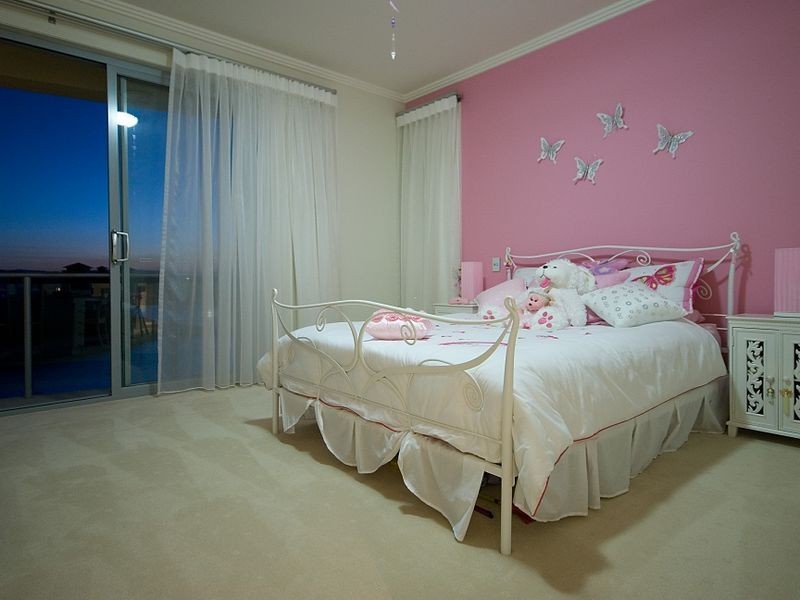 Sovereign Islands QLD 4216