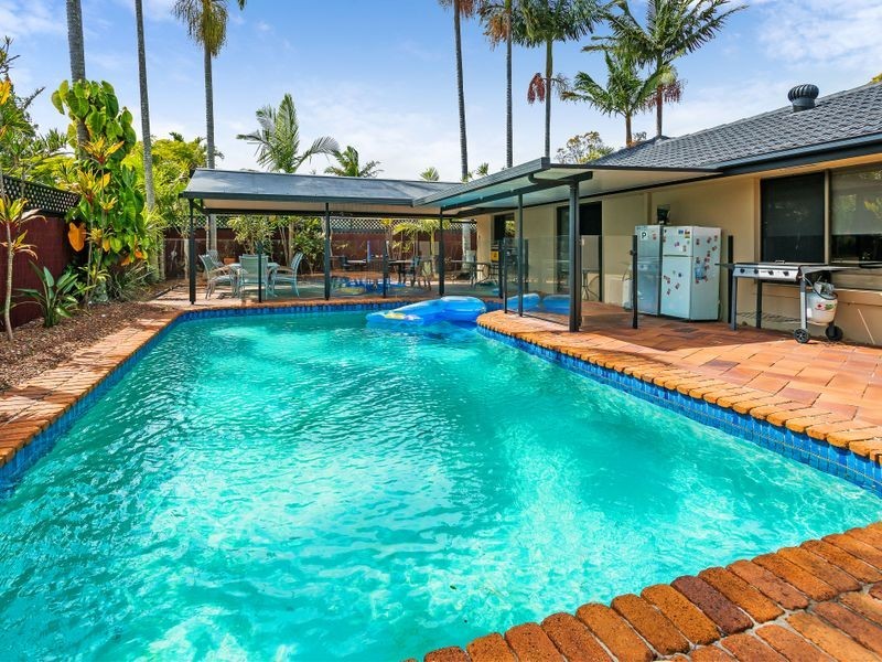 53 Hansford Road, Coombabah QLD 4216