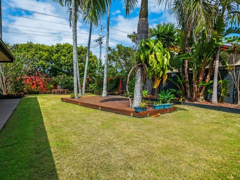 53 Hansford Road, Coombabah QLD 4216
